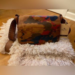 PRICED TO SELL! Patricia Nash Western Boho Leather Purse NEW with Tags ❤️